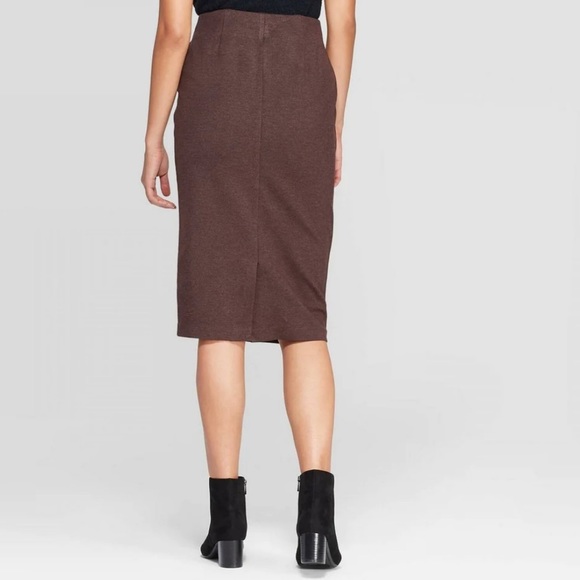 cs‼️SOLD‼️ Stretchy Brown Pencil Skirt - Picture 3 of 8